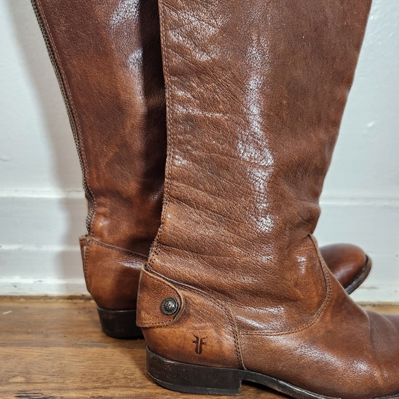 FRYE Melissa Button Back Zip Cognac Leather Boot - Picture 6 of 9